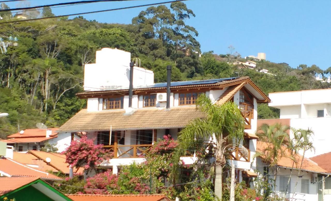 Apartamentos Morada Aquitania Bombinhas Bagian luar foto